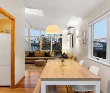 Pet Friendly Family Home in the Haven! - Photo 5