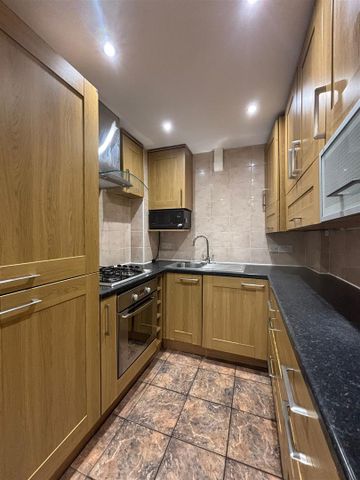 New Park Road, London SW2 - Photo 5