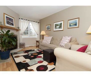 3 Robarts Cresent - Photo 6
