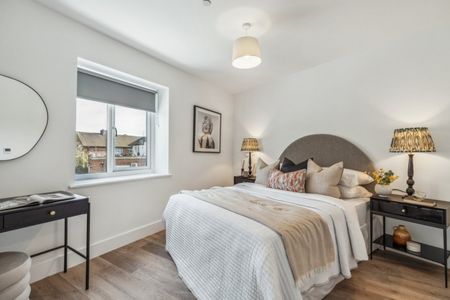 Bath Road, Slough, Berkshire,SL1 - Photo 5