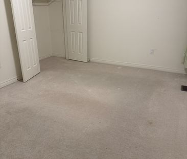 For Lease - 62 Holcomb Terrace, Hamilton, Ontario - Photo 3