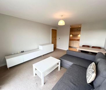 2 bedroom apartment to rent - Photo 3