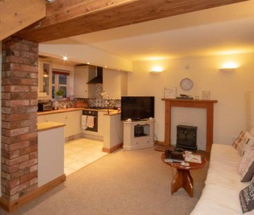 2 bedroom cottage to rent - Photo 1