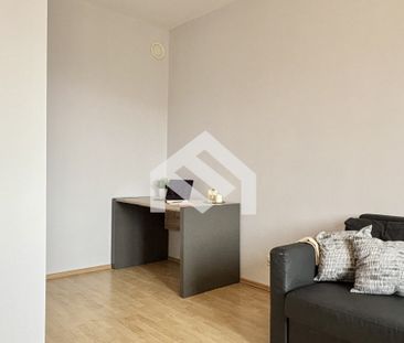 Warszawa, Praga-Południe, Praga-Południe Grochów, Siennicka - Photo 4