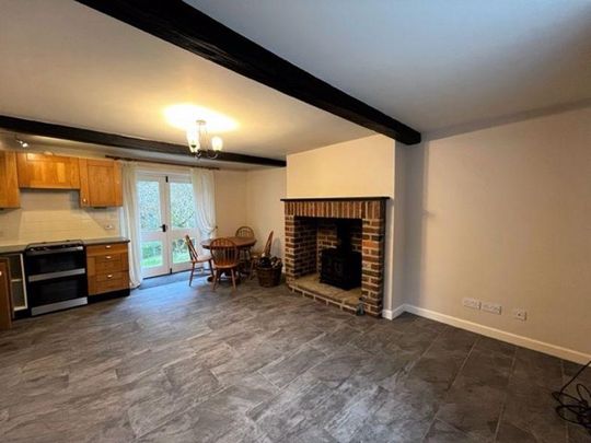 2 bedroom terraced house to rent - Photo 1