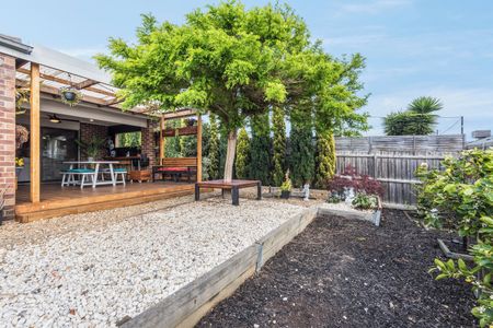 Spacious Family Living in a Prime Grovedale Location - Photo 4