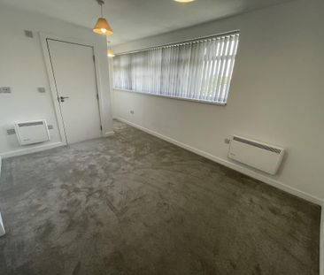 2 bedroom maisonette to rent - Photo 3
