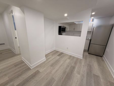 For Lease - 2129 Glenfield Road Unit# Bsmt, Oakville, Ontario - Photo 4