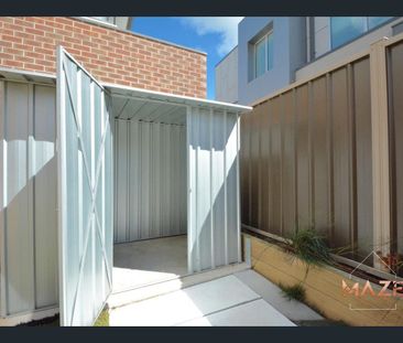 Lifestyle Ease with Shopping & Transport at Your Doorstep! - Photo 6