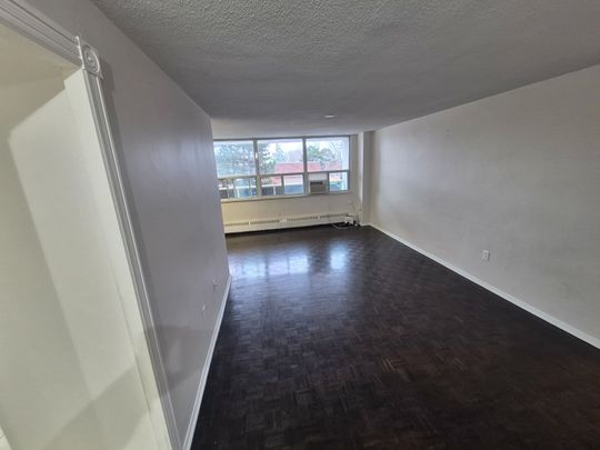 For Lease - 270 Palmdale Drive Unit# 305, Toronto, Ontario - Photo 1