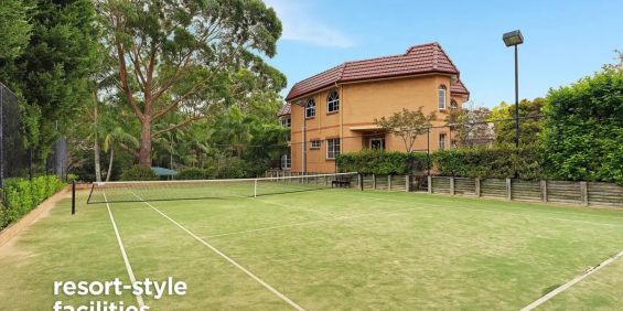 Expansive Family Living in a Peaceful Leafy Setting - Photo 3