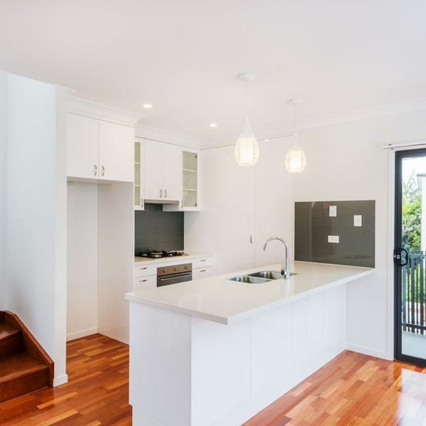 4 Greene Street, 4051, Newmarket Qld - Photo 1