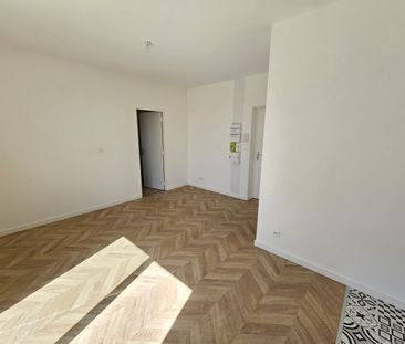 Location Appartement 2 pièces 34m² BELIGNEUX 01360 - Photo 4