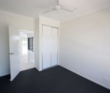 Class and style at your fingertips! - Photo 3