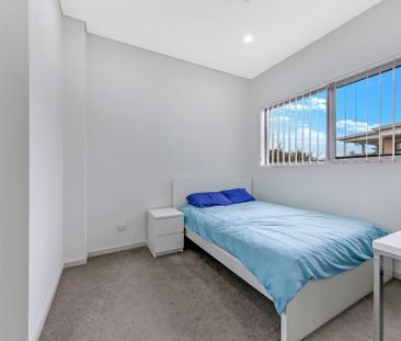 Exclusive Top-Floor Living in a Premier School Catchment - Photo 2