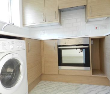 1 bedroom ground floor flat to rent - Photo 6