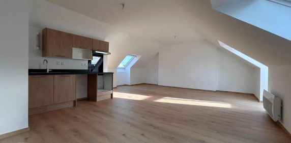 Appartement à louer 3 pièces 75.37m² - Photo 2