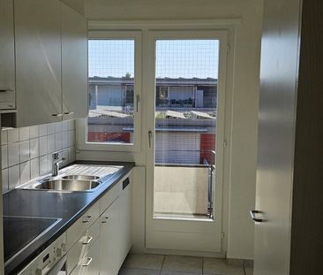 Befristet bis 30.09.2028 - Wohnung am Bahnhof Adliswil - Photo 1