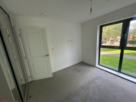 ErasmusDrive, DERBY - Photo 4