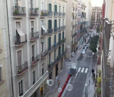 Room in a shared 6-bedroom apartment for rent in Vila de Gràcia, pe... - Foto 2