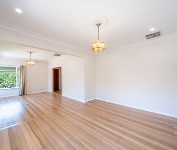 Generous space, lovely light! - Photo 1