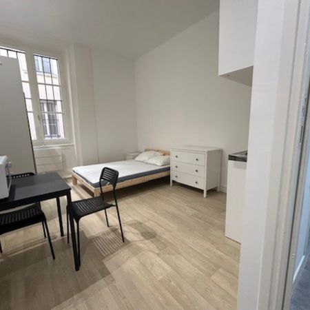 STUDIO -LYON 2 - PLACE CARNOT , Lyon - Photo 4