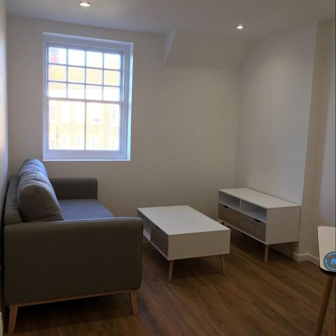1 bedroom flat to rent - Photo 1