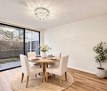 Modern 4 Bedroom + Study Home Offering Comfort and Practical Living - Photo 2