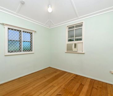 17 The Avenue, Hermit Park QLD 4812 - House For Rent | Domain - Photo 5