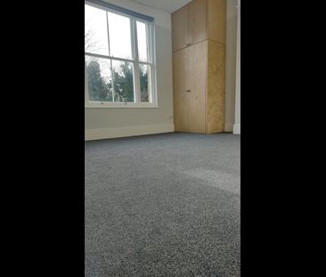 2 Bed Flat, Thicket Road, SE20 - Photo 5