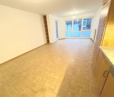Saarburg: Helle & frisch renovierte 2,5-Zimmer-Wohnung mit Balkon –... - Photo 1