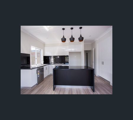 12A Greenasche Grove, Seacombe Gardens, SA 5047 - Photo 4