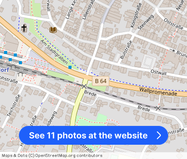 Zwei Jahre junge Dachgeschosswohnung mit Balkon und Aufzug! - Photo 1