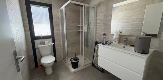Location appartement 1 pièce - 31m² à St gilles croix de vie (85800) - Photo 2