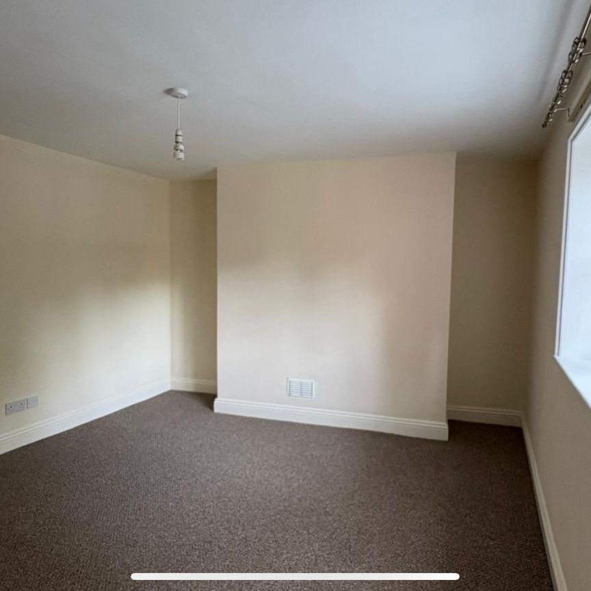 2 bedroom unknown to rent Deep Street - Photo 1
