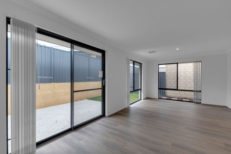 Lovely 3 x 2 in Meadow Springs - Photo 5