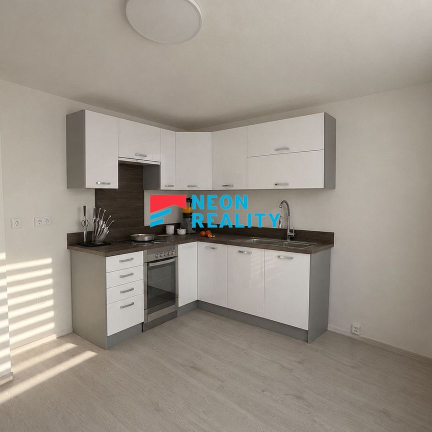 Pronájem bytu 1+1 38 m² - Photo 1
