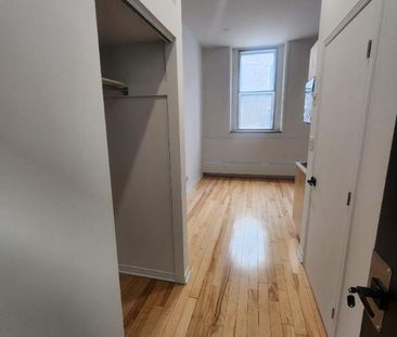 1 CH - 1 SDB - Montréal - $1,195 /mo - Photo 4