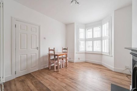 4 bedroom terraced house to rent - Photo 2