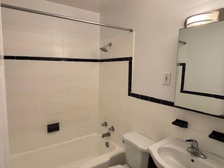 For Lease - 2 Kinsdale Boulevard Unit# 309, Toronto, Ontario - Photo 2