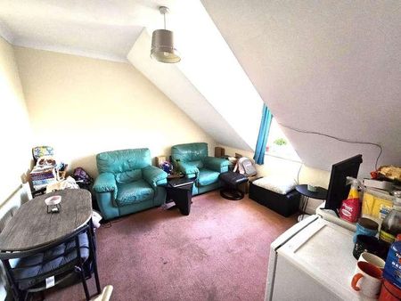 C Maidstone Road, Chatham, ME4 - Photo 5