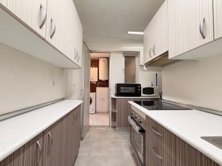 Piso de alquiler en Avenida Santander, Playa de San Juan - Photo 3