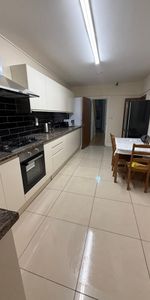 Room in a Shared House, Station Road, N22 - Photo 3