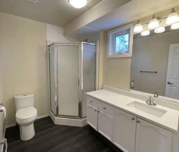 101 Coachway Gardens SW, Calgary - Photo 6