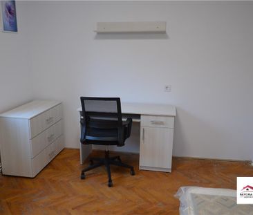 Ap. 2 Camere Mobilat si Utilat cu Parcare Privata Zona 7 Noiembrie - Fotografie 2