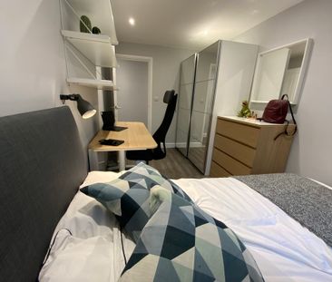 2 Bed Student Accommodation - Photo 3