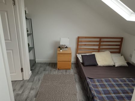 1 Bed Flat, Cresswell Road, SE25 - Photo 5