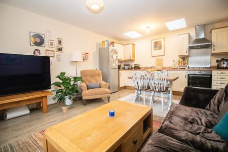 2 bedroom apartment to rent - Photo 2