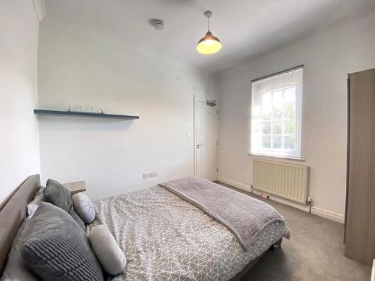 4 bedroom house share to rent - Photo 1