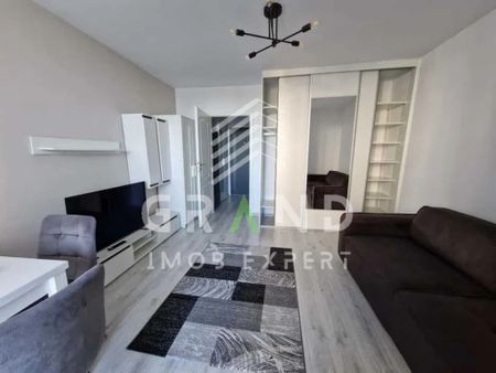 Garsonieră modernă de închiriat, 28 m², etaj 5, Gheorghe - Fotografie 2